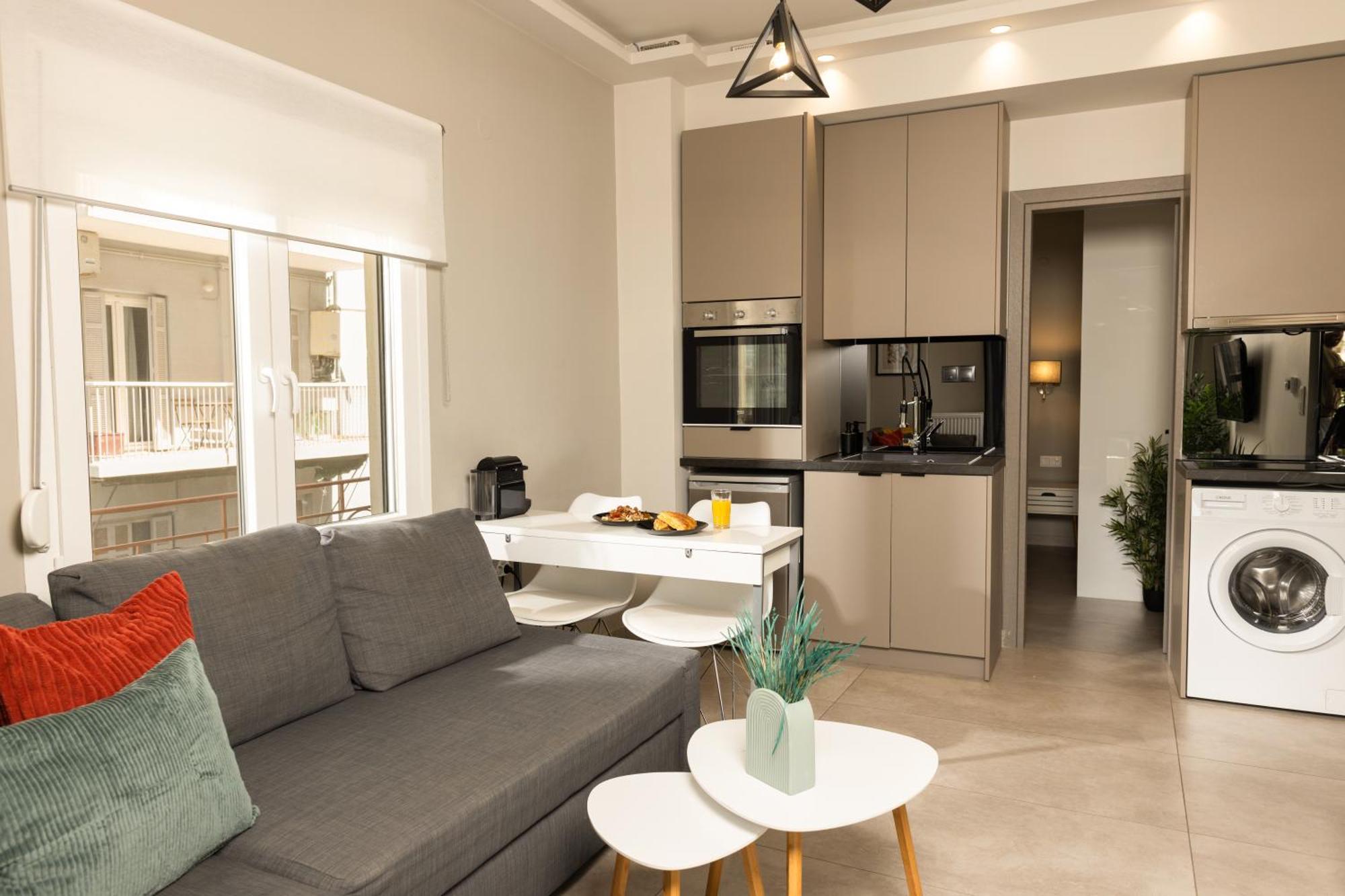 Starlights Wonderful View Apartments By Binobi! เทสซาโลนิกิ ภายนอก รูปภาพ