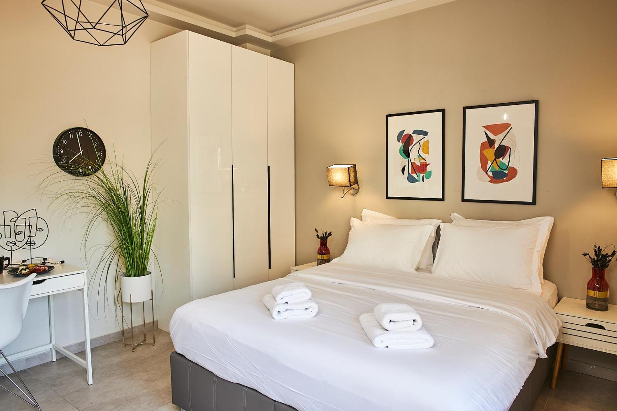 Starlights Wonderful View Apartments By Binobi! เทสซาโลนิกิ ภายนอก รูปภาพ