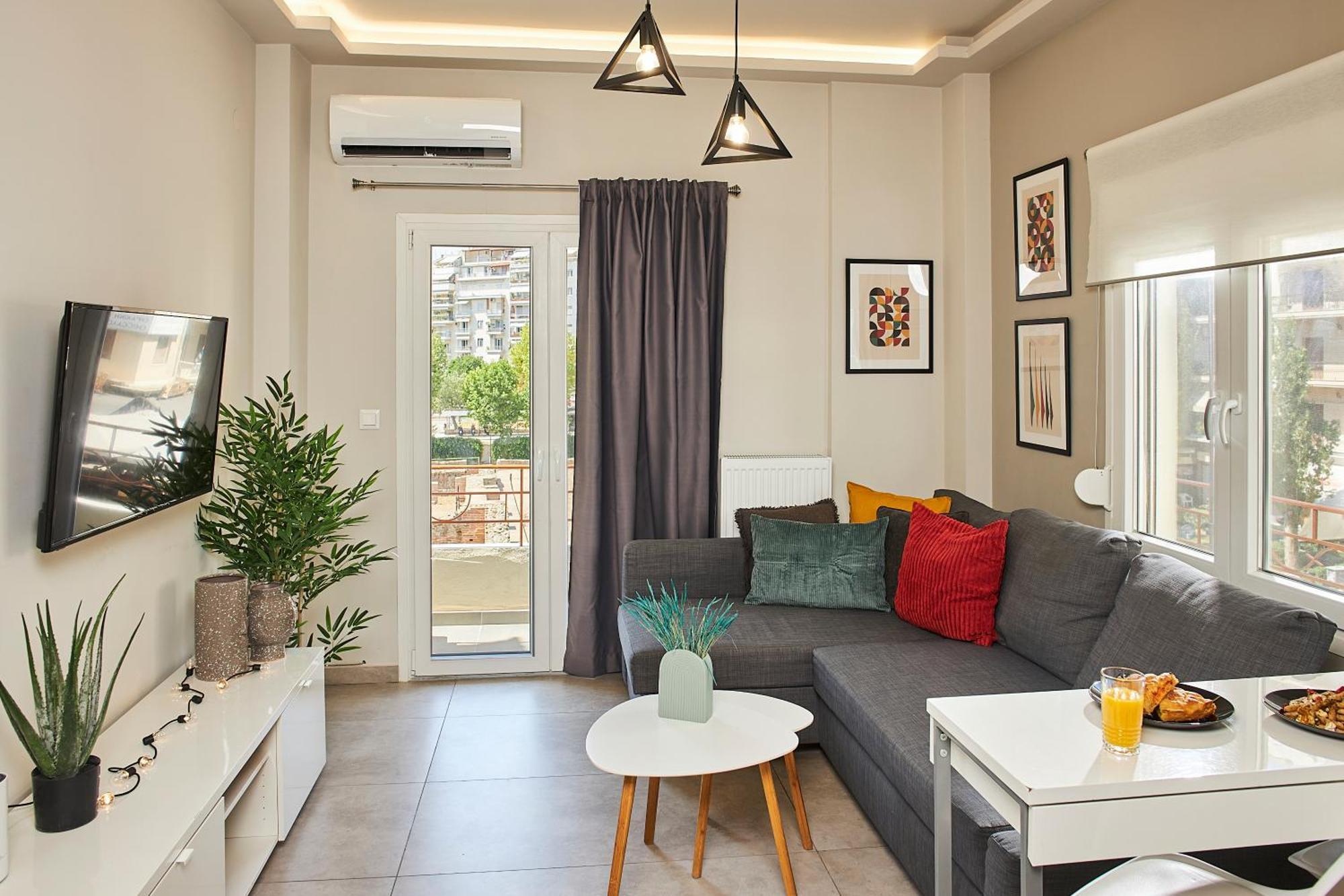 Starlights Wonderful View Apartments By Binobi! เทสซาโลนิกิ ภายนอก รูปภาพ